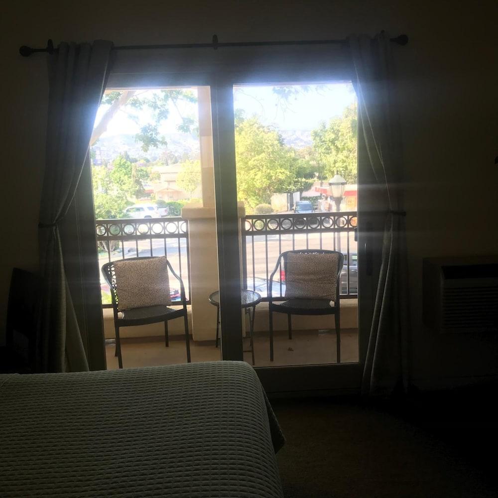 Bella Capri Inn And Suites Camarillo Eksteriør bilde