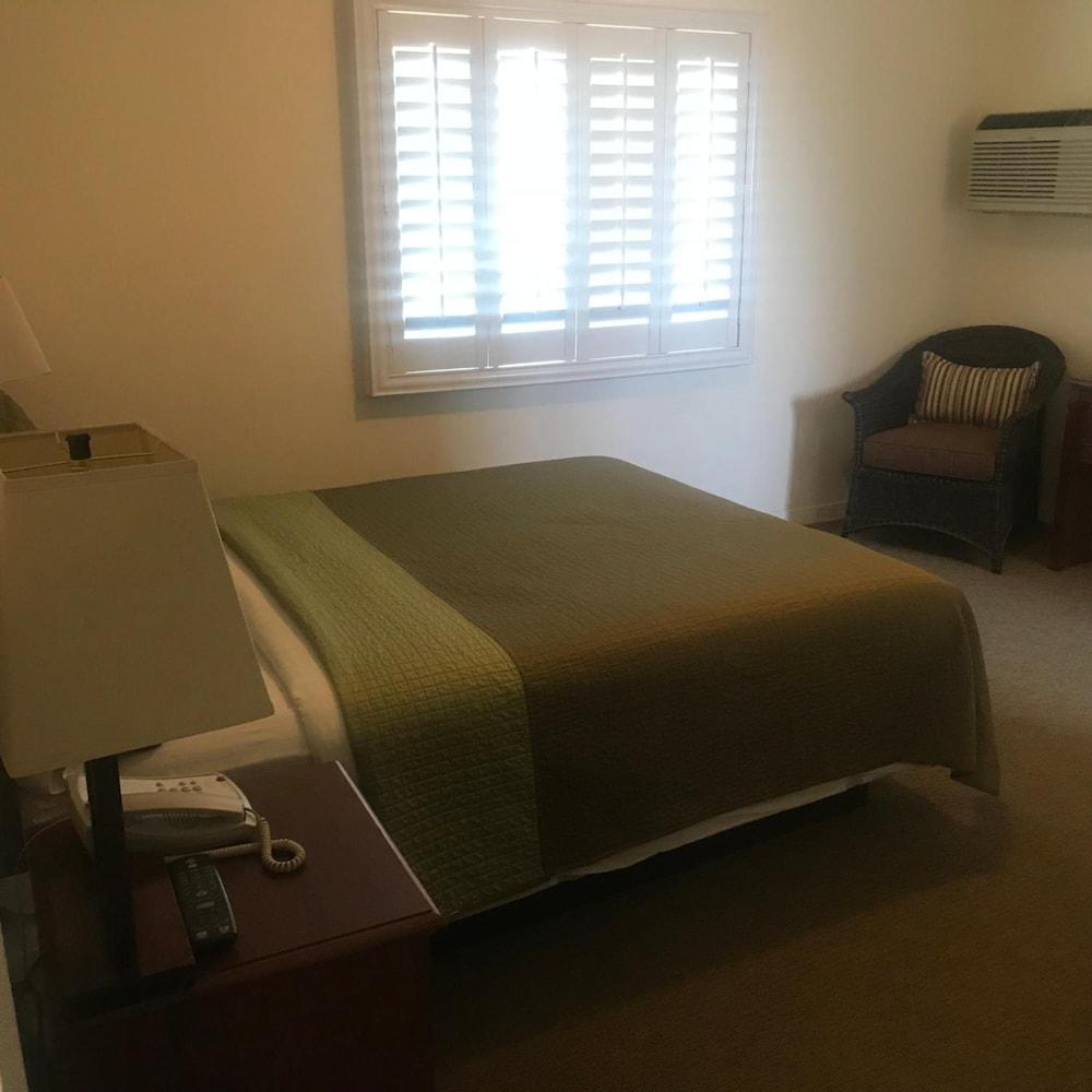 Bella Capri Inn And Suites Camarillo Eksteriør bilde