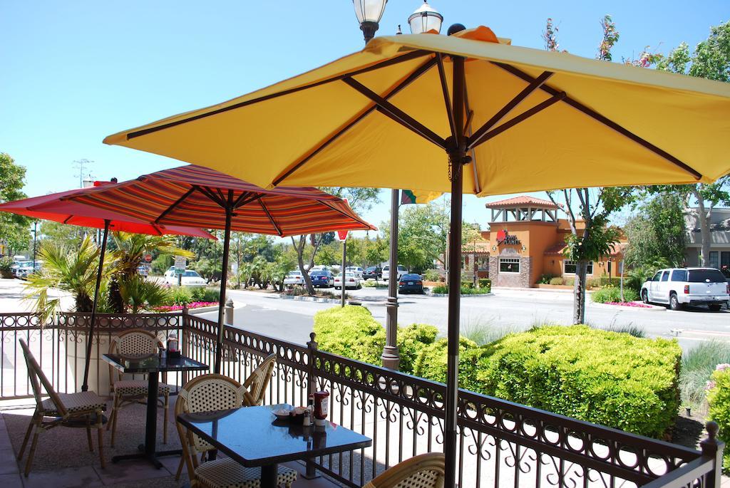 Bella Capri Inn And Suites Camarillo Eksteriør bilde